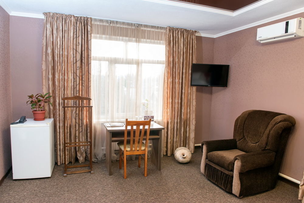 Kausar Hotel Biszkek Zewnętrze zdjęcie